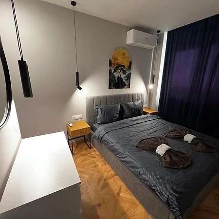 Monaco 100 Sq M 3bdr On Oborishte Street With Wifi