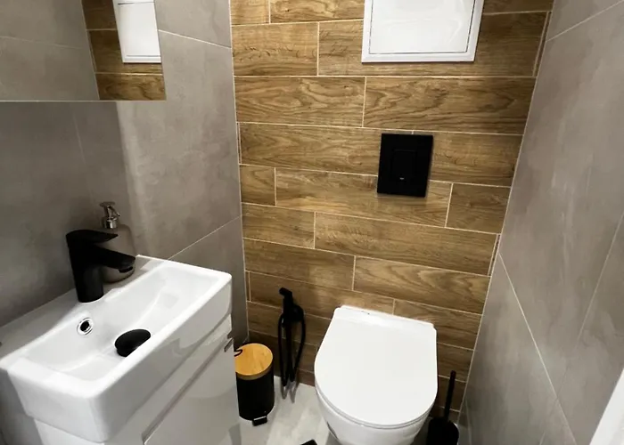 Апартамент Monaco 100 Sq M 3bdr On Oborishte Street With Wifi София