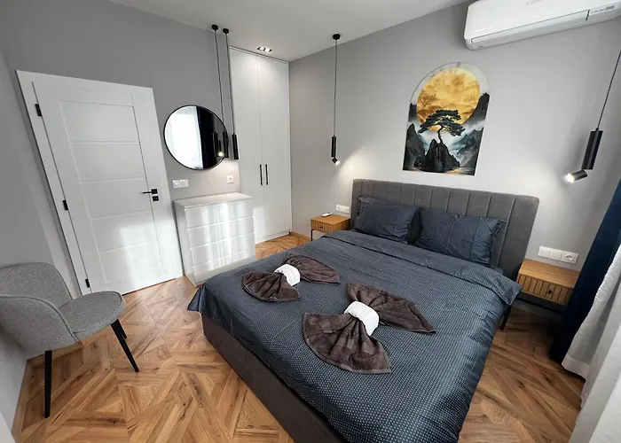 Апартамент Monaco 100 Sq M 3bdr On Oborishte Street With Wifi *