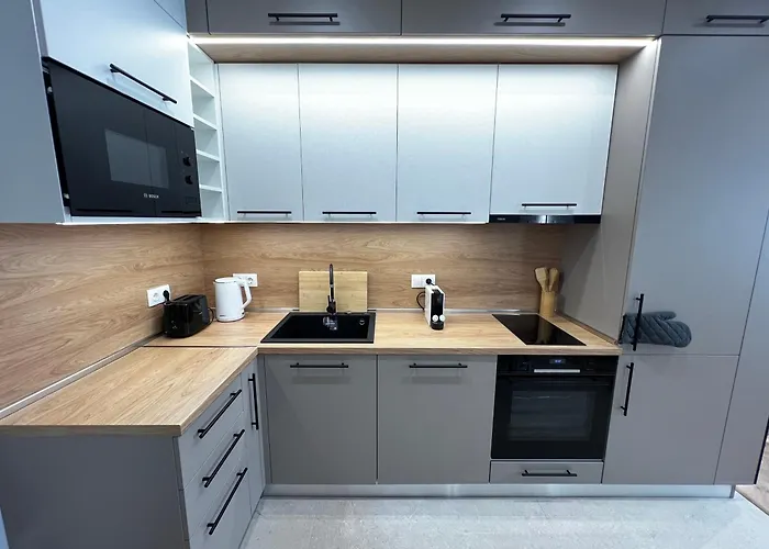 Monaco 100 Sq M 3bdr On Oborishte Street With Wifi * София