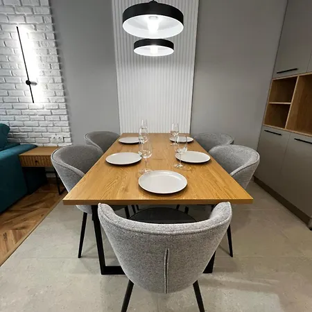 Monaco 100 Sq M 3bdr On Oborishte Street With Wifi *