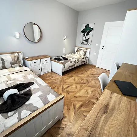 Monaco 100 Sq M 3bdr On Oborishte Street With Wifi Apartmán