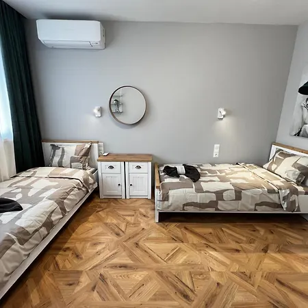 Monaco 100 Sq M 3bdr On Oborishte Street With Wifi Sofia