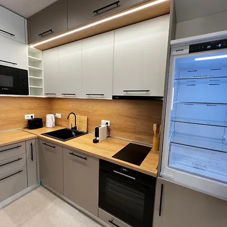 Monaco 100 Sq M 3bdr On Oborishte Street With Wifi Sofya