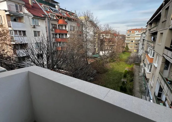 Daire Monaco 100 Sq M 3bdr On Oborishte Street With Wifi Sofya