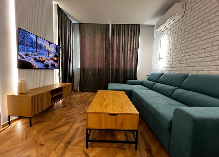 Daire Monaco 100 Sq M 3bdr On Oborishte Street With Wifi *